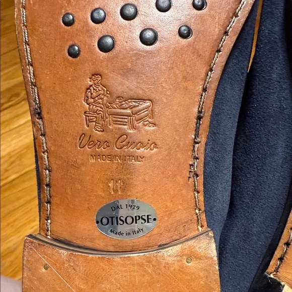 Vero Cuoio Men's Dark Blue Leather Loafers Size 11
MADE IN ITALY 🇮🇹 - Picture 4 of 6